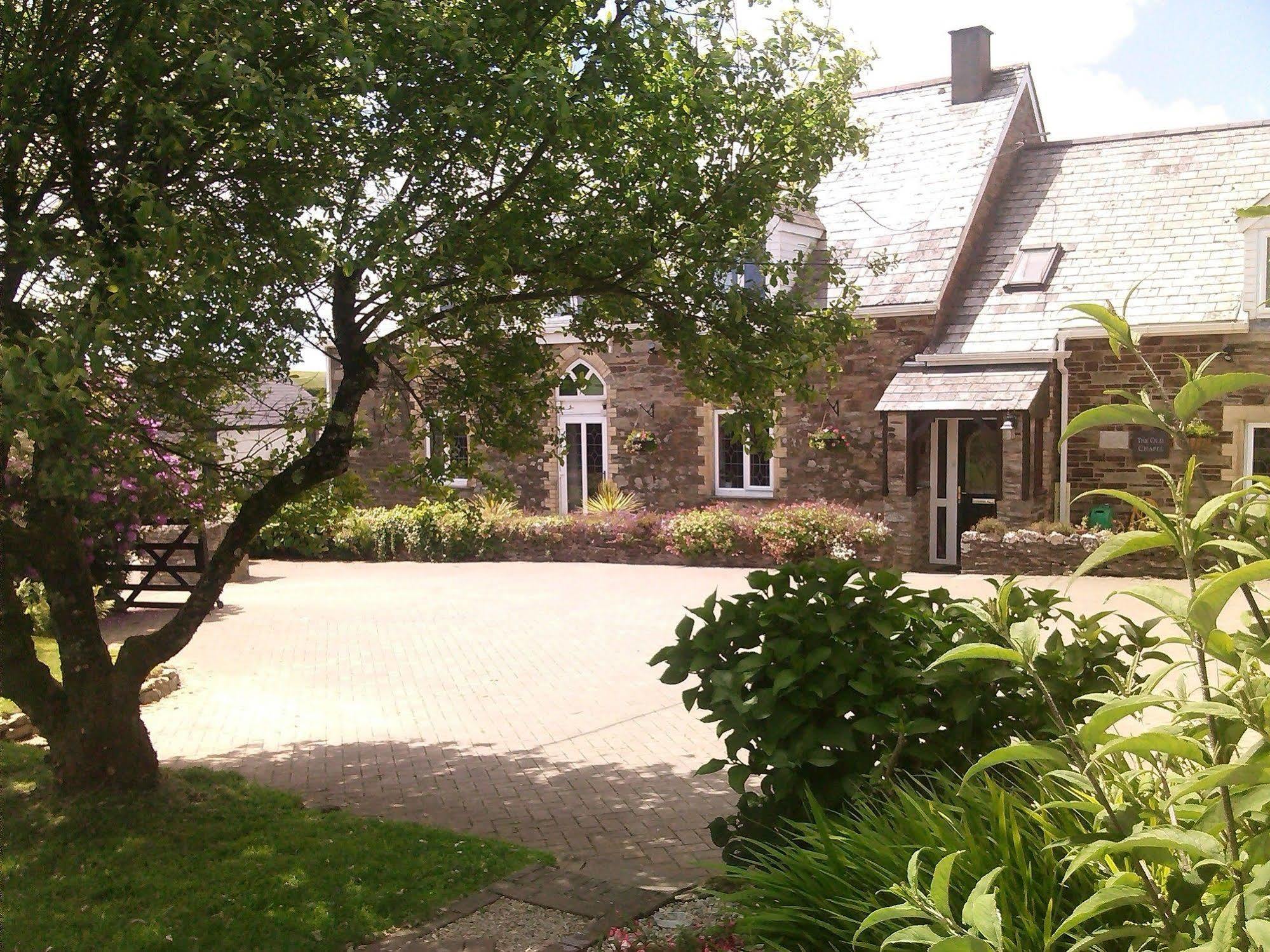 The Old Chapel B&B Lostwithiel Exteriör bild